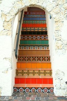 Going Up: Beautiful & Unusual Staircases Diy Staircase, Escalier Design, Mediterranean Interior, Tile Stairs, Mediterranean Architecture, Mediterranean Style Homes, Staircase Decor, Staircase Ideas, Stair Decor