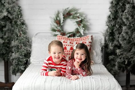 Christmas Photo Session, Christmas Mini Shoot, Baby Christmas Photos, Holiday Portraits, Holiday Mini Session, Photography Mini Sessions, Christmas Backdrop, Christmas Pj, Christmas Portraits