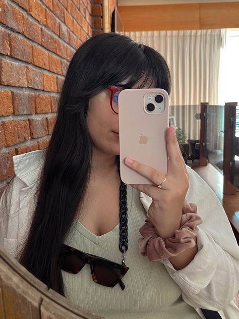 Iphone 13 Pink Mirror Selfie, Iphone 13 White, Apple Iphone Accessories, Pink Phone, Iphone Organization, Pretty Iphone Cases, Case Ideas, Magsafe Case, White Mirror