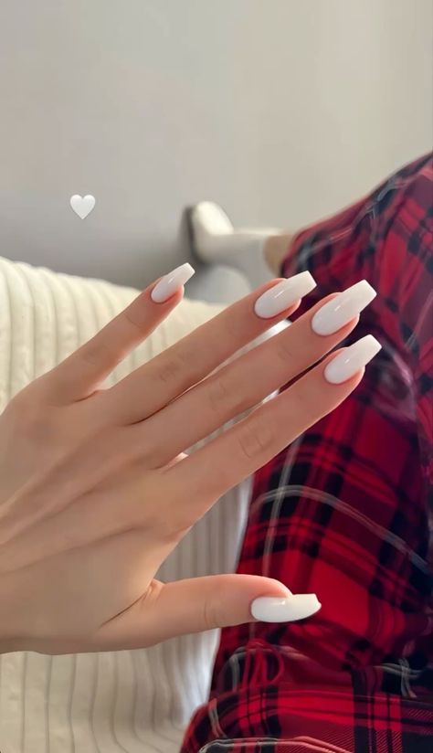 clear nails, square nails, white square nails Milky Nails, Casual Nails, Classy Nails, Chic Nails, Best Acrylic Nails, Long Acrylic Nails, Cute Acrylic Nails, Nail Arts, Nails Inspo