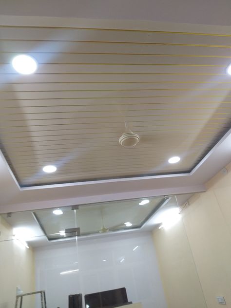 Pvc Ceiling Design Bathroom, Pvc Ceiling Design Bedroom Modern, Wpc Ceiling Design, Pvc Ceiling Design Bedroom, Pvc False Ceiling Design, Drawing Room Ceiling Design, Toilet And Bathroom Design, Bedroom Pop Design, Andong