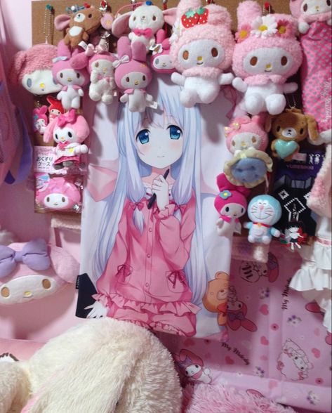 Animecore Room, Room Anime, Hello Kitty Bedroom, Kawaii Bedroom, Otaku Room, Cute Room Ideas, Hello Kitty My Melody, Dreamy Room, Kawaii Room