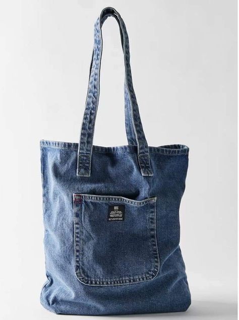 Upcycle Tote Bag, Homemade Purses, Bandana Ideas, Denim Aprons, Återvinna Jeans, Jeans Tote Bag, Tas Denim, Mochila Jeans, Blue Jean Purses