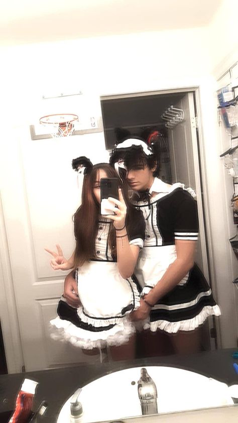 Cat boy cat girl owo doomer maybe Doomer Catboy, Catboy Maid Outfit, Guy In Maid Dress, Cat Maid Boy, Catgirl Maid, Catboy Maid, Couples Art, Couple Cosplay, Couple Stuff