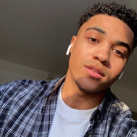 Theo Graham, Winx Saga, Character Inspo, Winx Club, Face Claims, Dog Tag Necklace, On Instagram, Quick Saves, Instagram