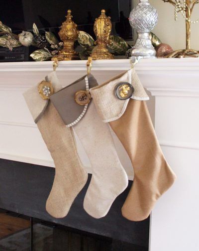 Diy Christmas Stocking Pattern, Diy Christmas Stockings, Christmas Stockings Sewing, Christmas Party Crafts, Burlap Christmas Stockings, Diy Stockings, Christmas Stockings Diy, Christmas Stocking Pattern, Stocking Pattern