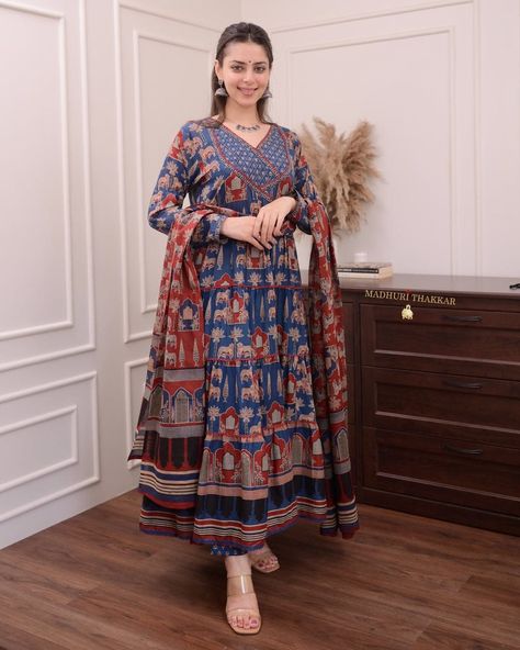 Ajrakh Print Kurti, Fashion Indian Outfits, Heavy Suit, Khatli Work, Dresses Patterns, Kalamkari Dresses, Pure Cotton Suits, Outfits Indian, Anarkali Kurti