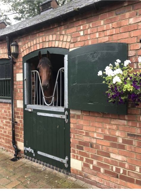 Pony Stable, English Stables, Castle Stables Aesthetic, Victorian Stables, Beautiful Stables Equestrian, Victorian Horse Stables, Rich Equestrian Aesthetic Stables, Stables Aesthetic Old, British Horse Stables