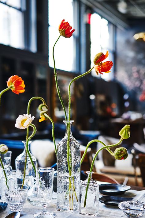 Roman Williams, Indochine Style, Roman And Williams, Simple Wedding Decorations, Rainbow Room, Restaurant Wedding, Restaurant Tables, Simple Flowers, Shop Interiors