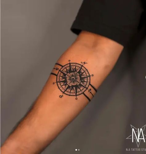 Compass Armband Tattoo Adventure Symbol Tattoo, Forearm Compass Tattoo Men, Compass Arm Band Tattoo, Stormlight Tattoo, Vintage Compass Tattoo, Compas Tattoo, Traditional Compass Tattoo, Butterfly Leg Tattoos, Viking Compass Tattoo