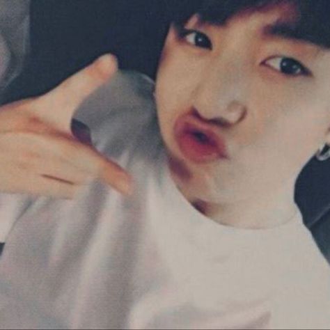 Jungkook Old, Old Pics, Find It, Tell Me, I Can, Bts, On Twitter, Twitter