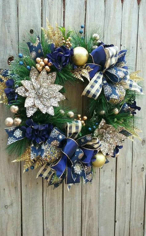 Silver Wreaths, Christmas Wreaths Indoor, Blue Christmas Wreath, Winter Door Wreath, Gold Holiday Decor, Blue Christmas Tree Decorations, Outdoor Christmas Planters, Blue Christmas Decor, Winter Wreaths