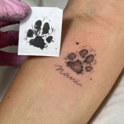 Flower Cover Up Tattoo, Back Tattoo For Women, Flower Cover Up Tattoos, Spade Tattoo, Dachshund Tattoo, Tato Minimal, Dog Paw Tattoo, Paw Tattoo, Up Tattoo