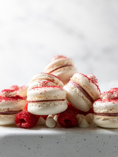 White Chocolate Raspberry Macarons | Kitchen 335 Chocolate Raspberry Macarons, Raspberry Macarons, Raspberry Ganache, Raspberry White Chocolate, Chocolate Macaron, Freeze Dried Raspberries, Dried Raspberries, Macaroon Recipes, White Chocolate Raspberry