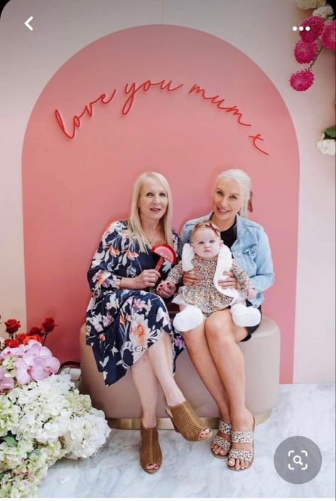 Mother Day Event Ideas, Mothers Day Events, Mothers Day Set Up Ideas, Mothers Day Backdrop Ideas Church, Mother’s Day Decoration Ideas For Church, Mother’s Day Photo Booth, Mother’s Day Event Ideas, Mothers Day Decorations Ideas, Mothers Day Brunch Decor