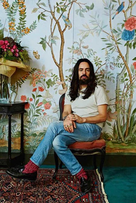 Alessandro Michele, Gucci’s Creative Director has chosen the name Aria for the label’s new Autumn-Winter 2021-2022 collection. Here’s everything we know so far. It has been 100 years since Guccio Gucci has founded the now famous luxury brand in Florence, Italy. Following years and years of success, the brand introduced a new Creative Director, Alessandro […] The post In Celebration of Gucci’s Centenary, Brand to Debut Newest Collection: Aria appeared first on MEGA. Gucci Love Parade 2021, Gucci 2022 Fall Winter, Gucci Allesandro Michele, Alessandro Michele Style, Gucci Alessandro Michele, Alessandro Michele Gucci, Walking Outfits, Gucci Spring, Men's Long Hairstyles