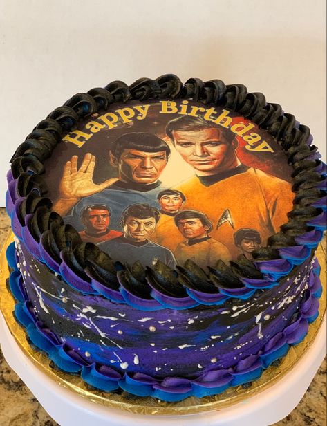 Star Trek Birthday Cake, Star Trek Cake, Star Trek Birthday, Stranger Things Theme, Harry Birthday, Star Trek, Stranger Things, Butter Cream, Star Wars