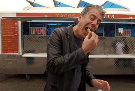 Oakland’s Fruitvale: Anthony Bourdain at the El Grullo and Mi Grullense taco trucks on International Blvd. Bourdain agreed (probably with a nudge from his publicist) to trek across the bridge, share some tacos with us, and talk about his Travel Channel show and companion book “No Reservations.”    “Bogus Mexican food fills me with rage...." Anthony Bourdain Parts Unknown, Influencer Travel, Tacos Menu, Parts Unknown, Hero Inspiration, Chef Food, Community Theater, Bad Parents, Anthony Bourdain