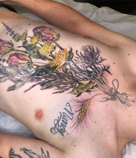 Wheat filigree moves in this dried bouquet, on @deviledgreg who agrees the price of citrus in the Midwest is offensive. Top (near neck)… Dried Flower Bouquet Tattoo, Dried Flowers Tattoo, Dried Hanging Flowers, Flowers For A Friend, Oak Tattoo, Flower Bouquet Tattoo, Tattoo Thoughts, Bouquet Tattoo, Stephanie Brown