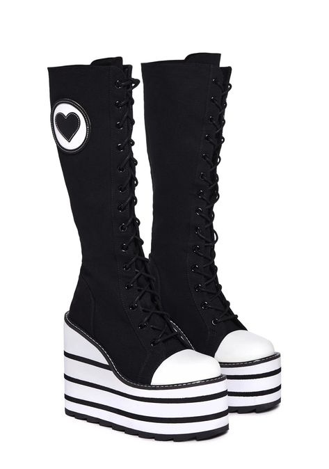 Monster High Shoes, Oc Things, Black And White Boots, Tall Shoes, Rwby Oc, Shoes Platform Sneakers, Demonia Boots, Random Clothes, Goth Shoes