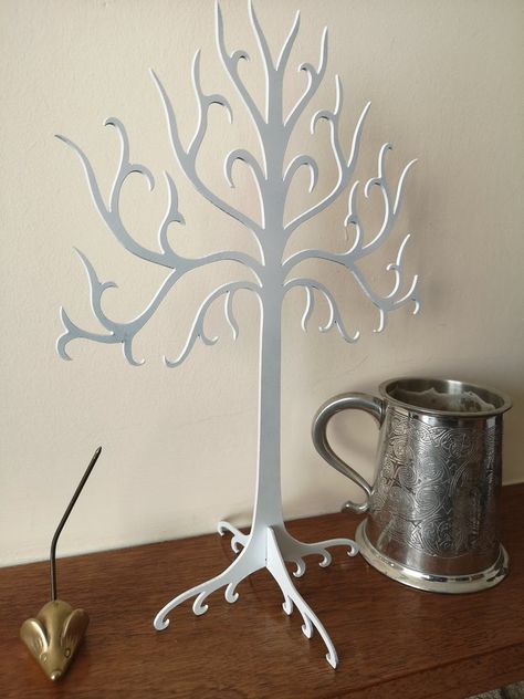 Lord Of The Rings Inspired Home Decor, Lord Of The Rings Centerpieces, Subtle Lord Of The Rings Decor, Lord Of The Rings 3d Print, Lord Of The Rings Metal, Hobbit Gifts, Lotr Collection Display, Lord Of The Rings Decor, Lotr Gifts