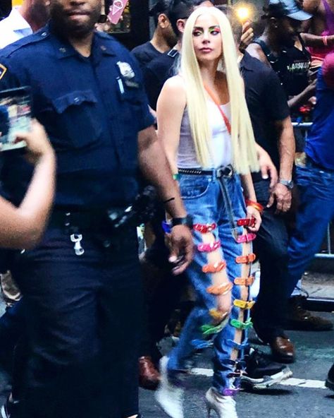 Lady Gaga wearing Marina Hoermanseder buckle Jeans for the New York Pride. New York Pride Outfits, New York Pride, Lady Gaga Outfits, Pride Ideas, Marina Hoermanseder, Strap Jeans, Sequin Jeans, Debbie Harry Blondie, Blondie Debbie Harry