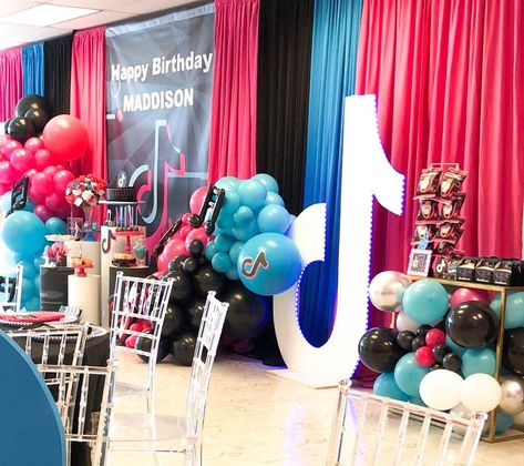 Chicago Event Decor: A-One on Instagram: “Rent out our 6ft giant TikTok logo TikTok theme!! #tiktok #tiktoktheme #tiktokparty #tiktokdesserts #tiktokdecor #tiktokdecorations” Tiktok Theme, Logo Tiktok, Tiktok Party, Tiktok Logo, Party List, Decoration Party, Event Decor, Birthday Party Decorations, Tik Tok