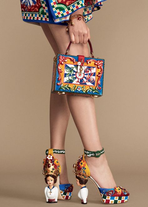 dolce-and-gabbana-summer-2016-woman-collection-83- Textil Design, Dolce E Gabbana, Shoe Art, Crazy Shoes, Dolce & Gabbana, Beautiful Shoes, Mode Outfits, Me Too Shoes, Designer Handbags