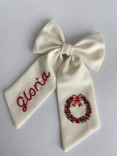 Personalized Initial Hand Embroidered Hair Bow.Christmas Wreath Bow,Custom Name Bow,Baby Hair Bows Clips,Kids Hair Bows,Bows For Girls,Gift Embroidery Hair Bow, Present Bow, Christmas Gift Bow, Hand Embroidered Gifts, Christmas Wreath Bow, Embroidered Hair Bows, Embroidered Bow, Kids Hair Bows, Bows For Girls