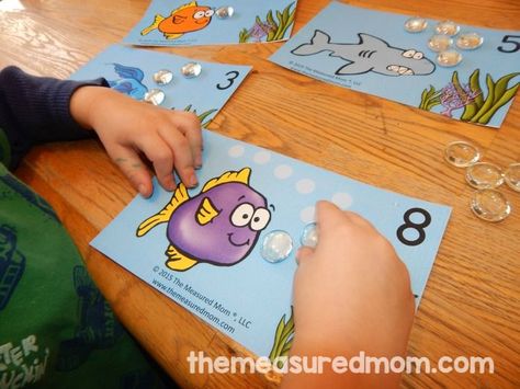 These ocean themed counting mats are a great one to one correspondence activity for preschool! Ocean Activities Preschool, Preschool Ocean, Nanny Ideas, Counting Mats, One To One Correspondence, The Measured Mom, Measured Mom, Ocean Activities, Math Counting