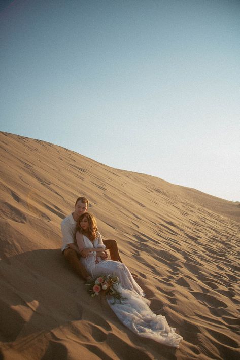 Bridals at the Sand Dunes Indiana Dunes Photoshoot, Sand Dunes Photoshoot Engagement, Sand Dune Wedding Pictures, Sand Dune Couple Photoshoot, Sand Dune Wedding, Sand Dunes Wedding, Dune Wedding, Sand Dunes Engagement Photos, Sand Dunes Elopement