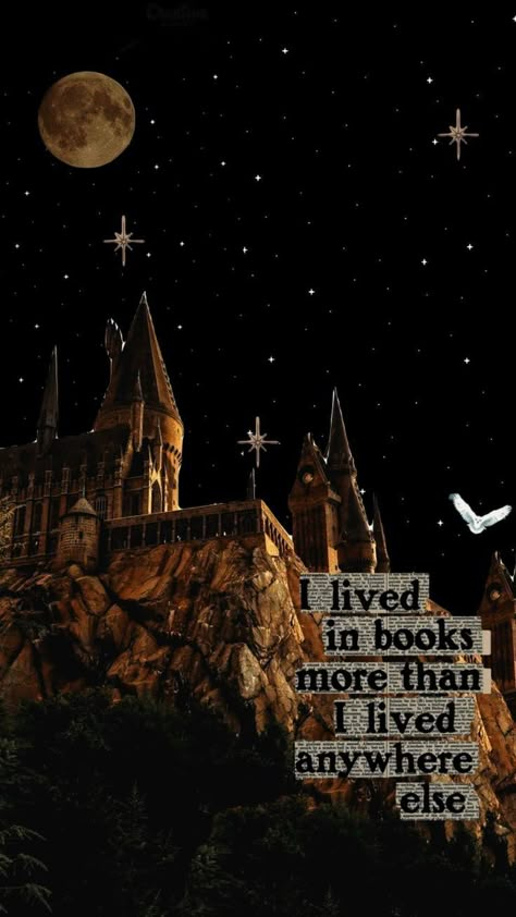 Harry Potter Aesthetic Wallpaper Ipad, Hogwarts Iphone Wallpaper, Hogwarts Is My Home Wallpaper, Harry Potter Ipad Wallpaper, Dark Hogwarts Aesthetic, Hogwarts Wallpaper Aesthetic, Hogwarts Aesthetic Wallpaper, Hogwarts Night, Wallpaper Hogwarts