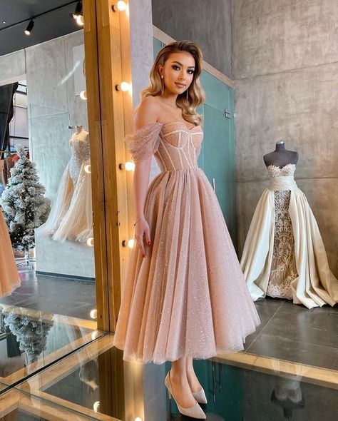 Tea Length Prom Dress, Elegant Gowns, Corset Midi Dress, Shiny Dresses, 2024 Wedding, Short Prom Dress, Pink Prom Dresses, Gowns Of Elegance, Hoco Dresses