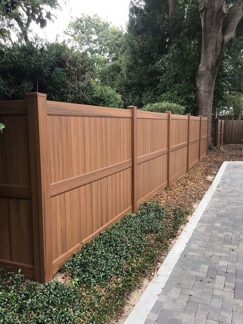 Nice Wood Fence, Wood Vinyl Fence, Faux Wood Fence, Low Maintenance Privacy Fence, Wood Look Vinyl Fence, Modern Vinyl Fence, Vinyl Fencing Ideas Backyards, Vinyl Fence Ideas Backyards, Fence Styles Wood