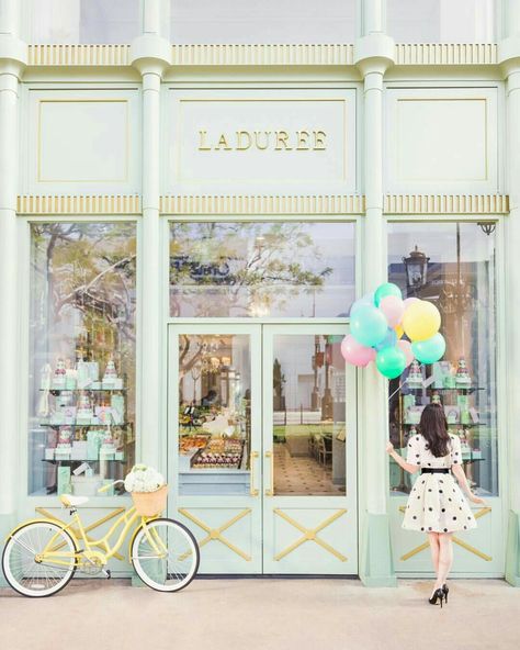 Ladurée Macaron shop in Paris, France Bakery Interior, Springtime In Paris, Laduree Paris, Gray Malin, Dessert Shop, Cafe Interior Design, Window Shopping, Shop Interior Design, Cake Shop