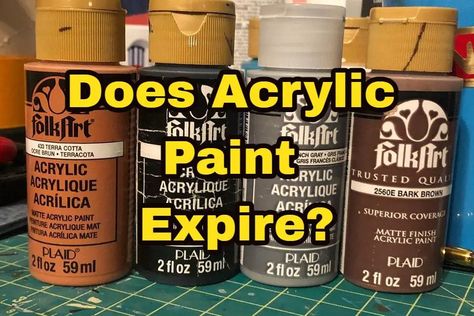 Marbelized Ornaments, Hydro Dip With Acrylic Paint, How To Hydro Dip, Spray Paint Plastic, Car Spray Paint, Best Spray Paint, Spray Paint Wood, Learn Acrylic Painting, Paint Dipping