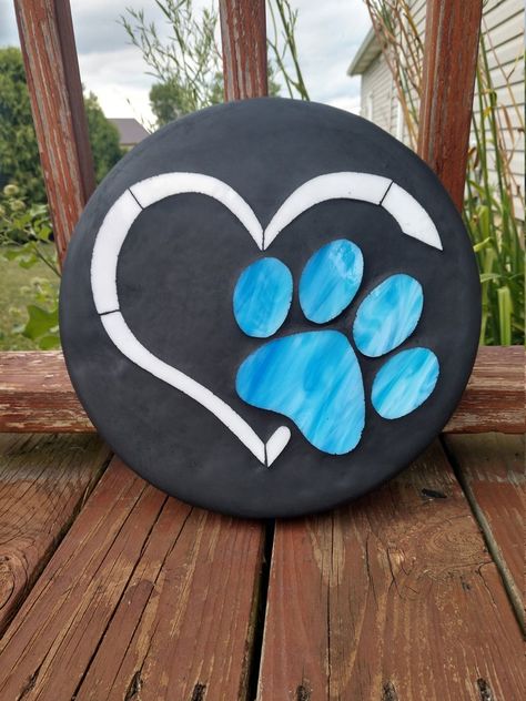 Paw Print With Heart, Heart Garden, Dragonfly Stained Glass, Stain Glass Window Art, Mosaic Stepping Stones, Mosaic Rocks, Cement Garden, Mosaic Flower Pots, Glass Window Art