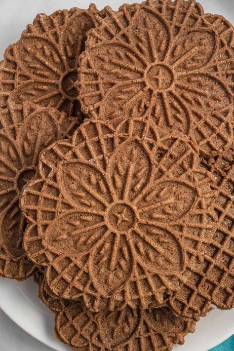 Chocolate Pizzelles - The Suburban Soapbox Chocolate Pizzelles, Chocolate Pizzelle Recipe, Pizelle Recipe, Pizzelle Maker, Pizzelle Cookies, Pizzelle Recipe, Dessert Items, Waffle Cookies, Crispy Cookies