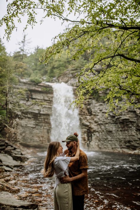 Awosting Falls Engagement Photos // Minnewaska State Park - Hand and Arrow Photography Minnewaska State Park Engagement, State Park Engagement Photos, Arrow Photography, Fall Engagement Shoots, Minnehaha Falls, Silver Falls, Park Photography, Autumn Park, Engagement Photos Fall