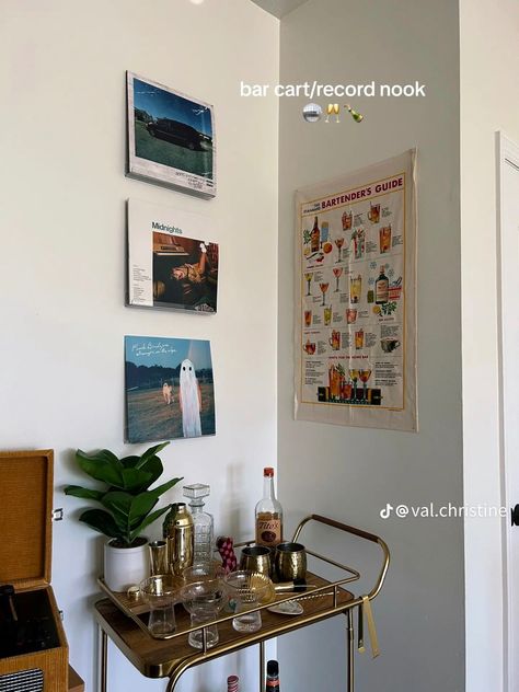 Studio Apartment Women, Bar Wall Apartment, Mirror Above Bar Cart, Coed Apartment Decor, Mid 20s Apartment Decor, First Apartment Together Aesthetic, Living Room College House, Bar Apartment Ideas, Boyfriend Girlfriend Apartment