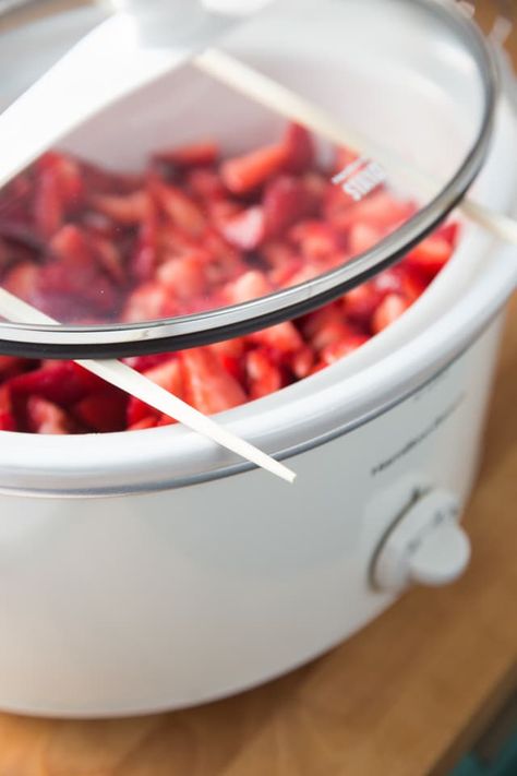 How To Make Any Fruit Butter in the Slow Cooker — Cooking Lessons from The Kitchn | The Kitchn Crockpot Strawberry Butter, Fruit Butter Recipes, Thicken Sauce, Crockpot Desserts, Fruit Butters, Flavored Butters, Fruit Butter, Canning Equipment, Peach Butter