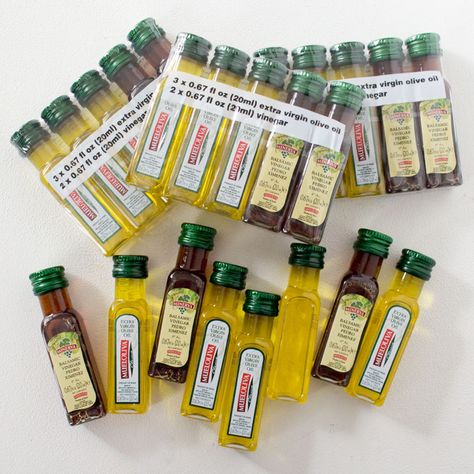 Italian Party Favors Ideas, Italian Theme Party Favors, Italian Bridal Shower Favors, Italian Themed Bridal Shower Favors, Italian Party Favors, Italian Favors, Italian Food Party, Italian Pizzeria, Vineyard Wedding Reception