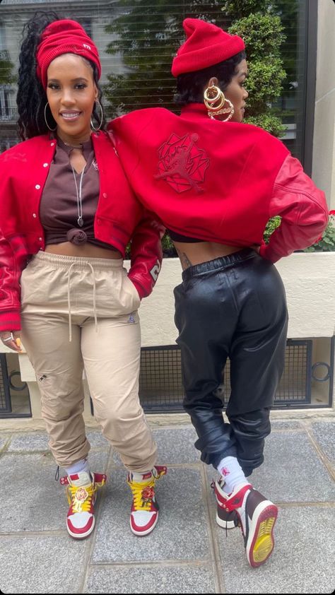 Teyana Taylor Jordan 1 Outfit, Teyana Taylor Style, Teyana Taylor Outfits, Jordan 1 Outfit, Outfit Choices, Taylor Outfits, New Balance Style, Tomboy Chic, Streetwear Chic