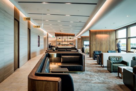 QANTAS CHAIRMANS LOUNGE BRISBANE on Behance Airport Lounge Design, Airport Vip Lounge, Basement Workout Room, Salas Lounge, Art Teacher Outfits, Staff Lounge, Travel Lounge, Lounge Interiors, Workout Room