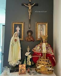 Family Altar, Catholic Altar, Prayer Corner, Catholic Family, Home Altar, Roman Catholic, Sacred Space, Gods Love, Jesus