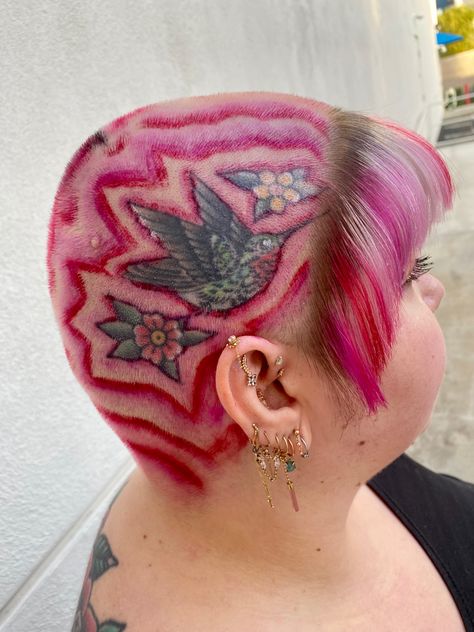 Head Tattoo Hair, Chelsea Cut, Tattoo Hair, Hair Couture, Skinhead Fashion, Best Hair Dye, Couture Hairstyles, Head Tattoo, Girls Cuts