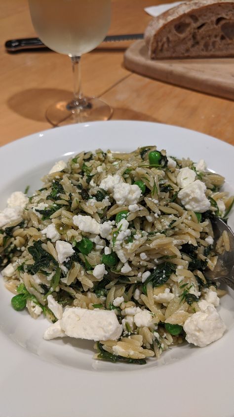 One Pan Orzo, Orzo With Spinach, Orzo Spinach, Hearty Salads, Spinach Leaves, Spinach And Feta, Fresh Dill, Crushed Tomatoes, Frozen Peas