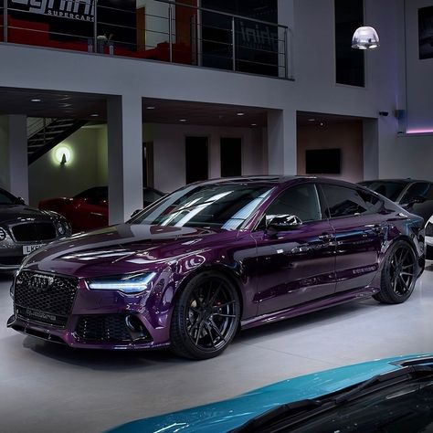 Purple Audi, Car Gtr, Porsche Suv, Car Paint Colors, Luxury Cars Audi, Car Deco, Purple Car, Custom Cars Paint, Audi Q3