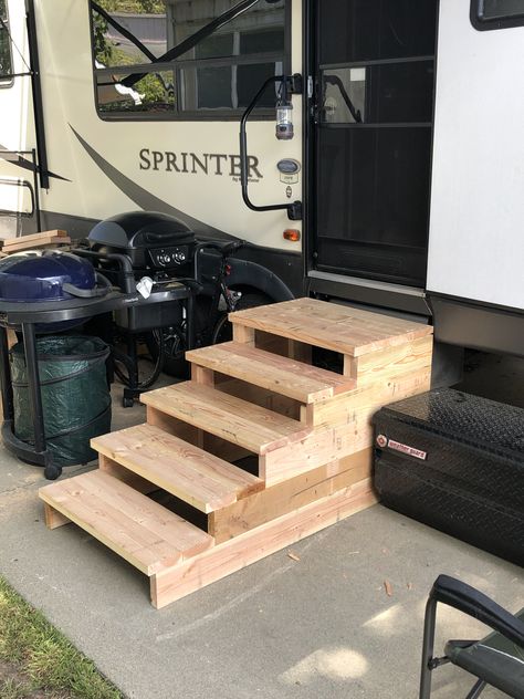 Rv Porches And Decks Diy, Porch For Camper, Diy Stairs Outdoor, Campsite Decorating, Camper Steps, Trailer Deck, Travel Trailer Organization, Rv Interior Remodel, Camper Trailer Remodel