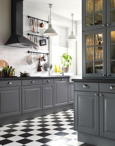 15 Stunning Gray Kitchens Black And White Checkered Floor, Checkered Flooring, White Kitchen Floor, Dark Grey Kitchen Cabinets, Checkered Floor, Серая Кухня, Grey Kitchen Designs, Black Countertops, White Tile Floor